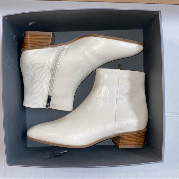 Aquatalia Fuoco Water Resistant Croc Embossed Leather Bootie NWT/Box - Picture 6 of 13